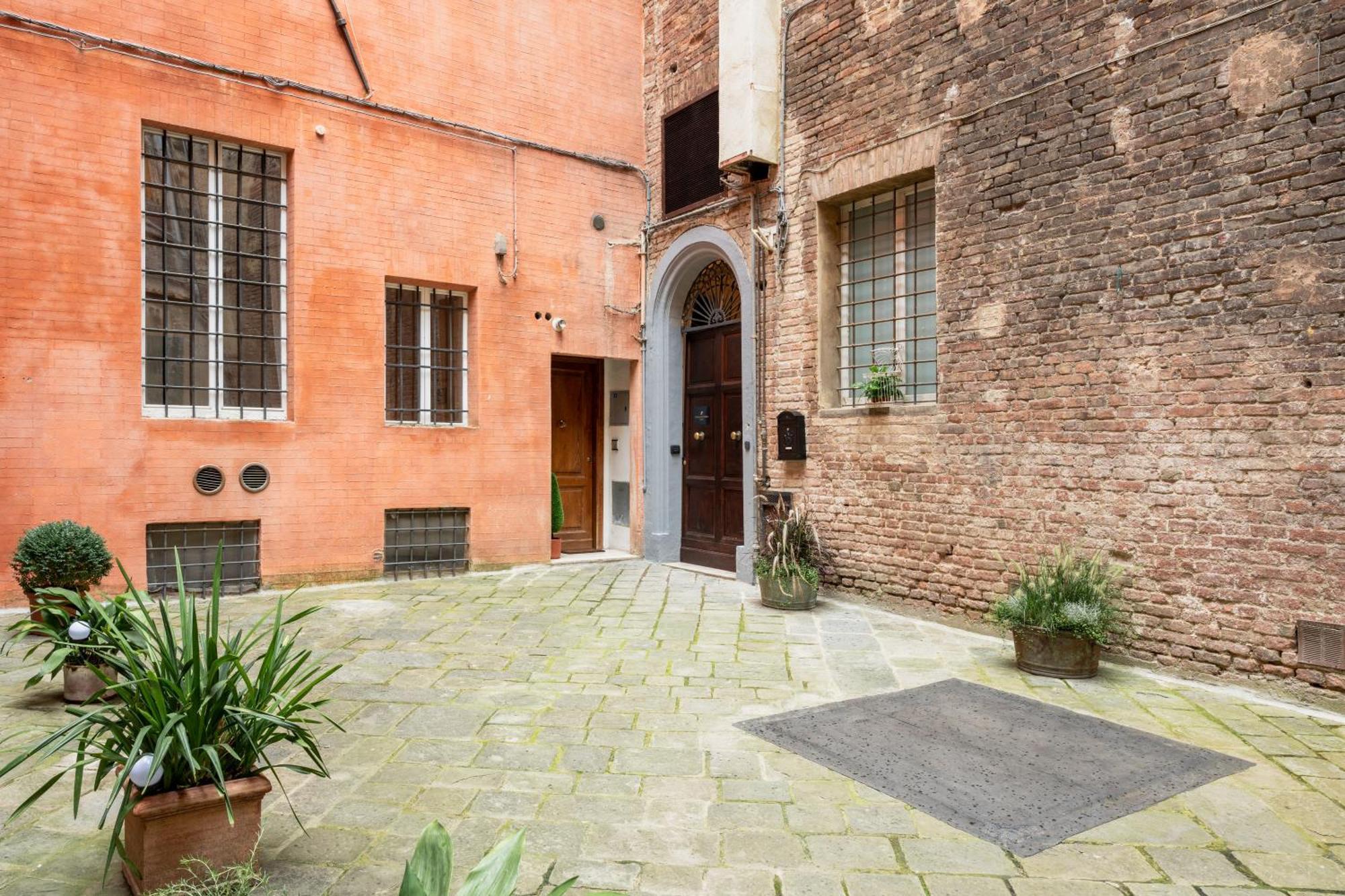Palazzo Patrizi Suites & Spa Siena Dış mekan fotoğraf
